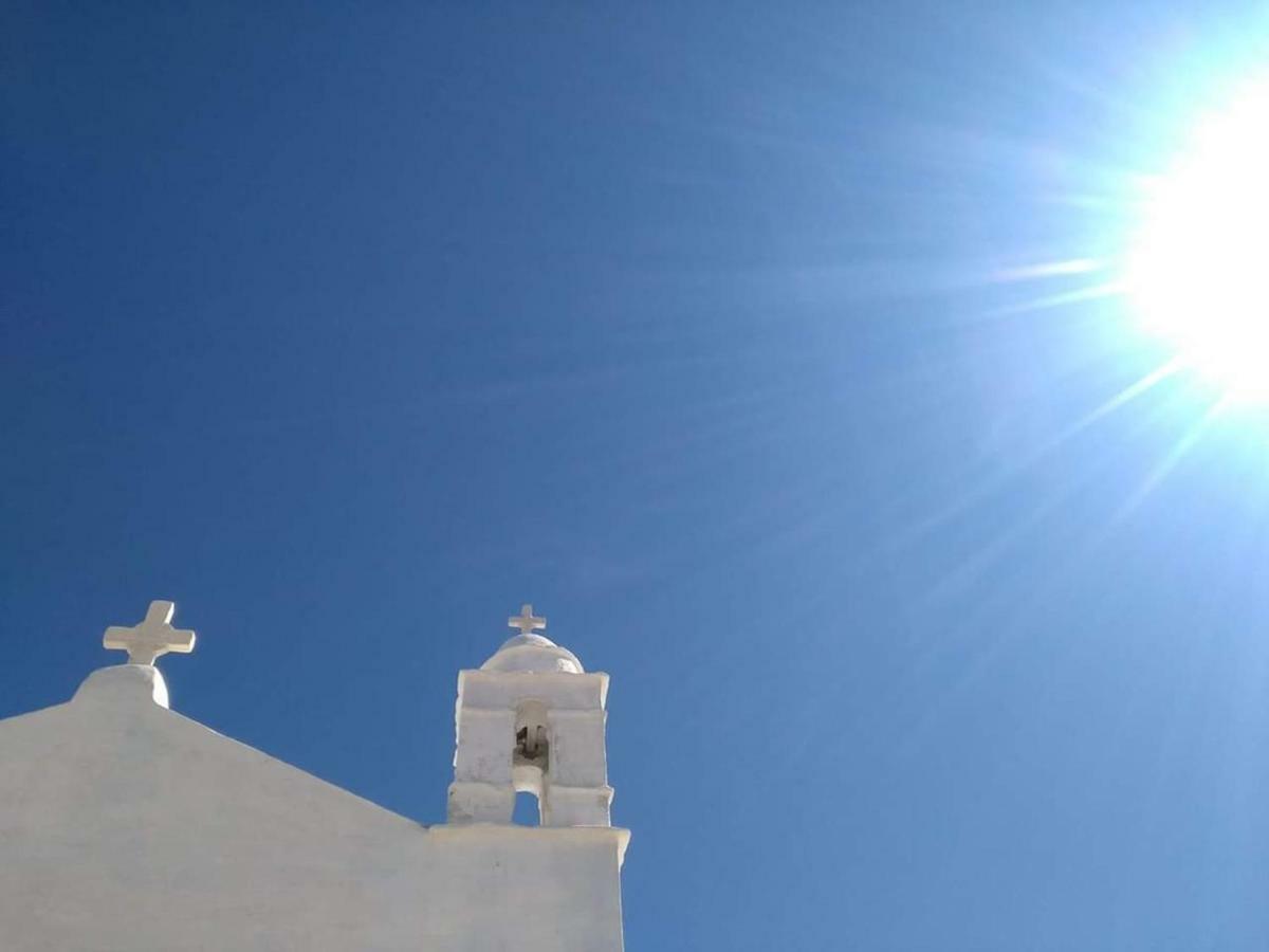 Вілла Tinos La Belle Vie Екстер'єр фото